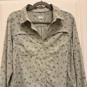 Rei Co-Op Women's Button Down Green Shirt Casual Hiking Stretch Vented Nylon